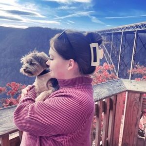 Meet your Posher, Maddie